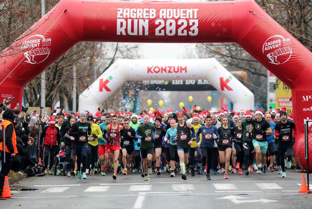 Osmo izdanje najveće europske adventske utrke Zagreb Advent Run-a jučer je okupilo preko 4300 trkača iz više od 30 različitih zemalja!